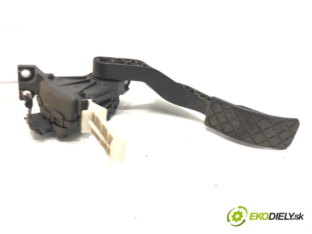 AUDI A3 (8L1) 1996 - 2006    1.6 75 kW [102 KM] benzyna 2000 - 2003  Potenciometer plynu 1J1721503J (Pedále)