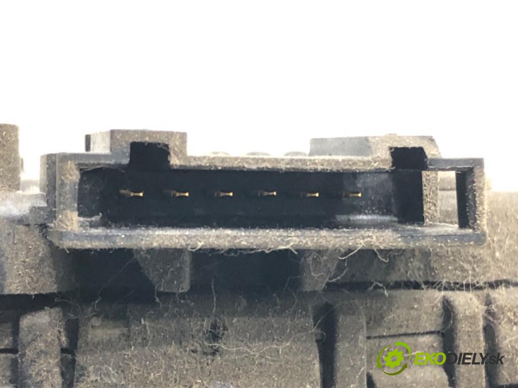 AUDI A3 (8L1) 1996 - 2006    1.6 75 kW [102 KM] benzyna 2000 - 2003  Potenciometer plynu 1J1721503J (Pedále)