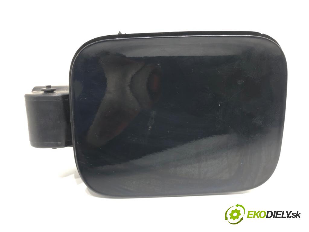 HYUNDAI i40 I CW (VF) 2011 - 2022    1.7 CRDi 100 kW [136 KM] olej napędowy 2011 - 2022  Dvierka nádrže paliva  (Ostatné)
