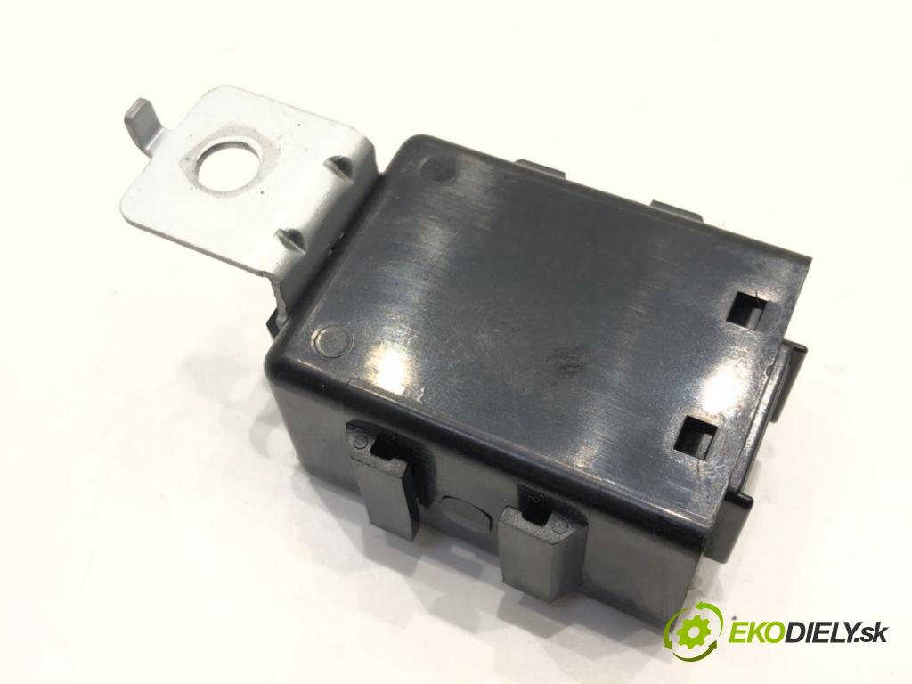 KIA STONIC (YB) 2017 - 2022    1.0 T-GDi 74 kW [101 KM] benzyna 2018 - 2022  Modul Riadiaca jednotka 95420-H8100 (Ostatné)