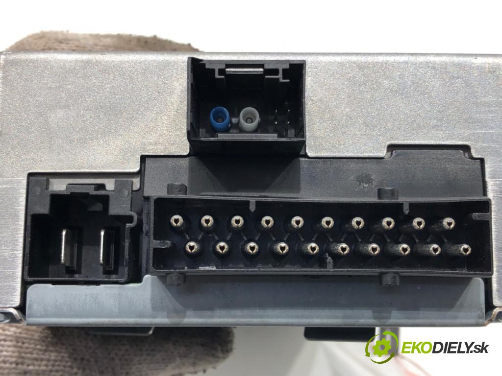 BMW 5 Touring (F11) 2009 - 2017    535 d xDrive 230 kW [313 KM] olej napędowy 2011 -   Zosilňovač 9343764 (Zosilňovače)