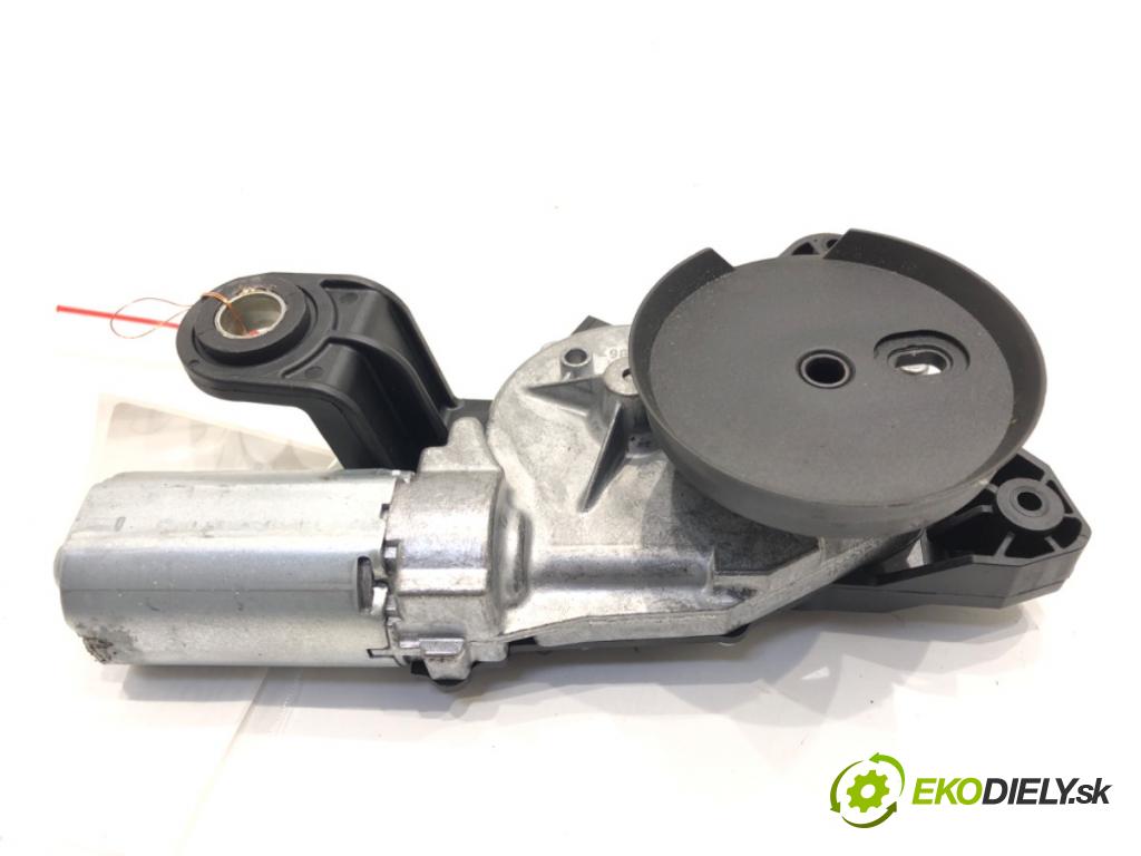 BMW 5 Touring (F11) 2009 - 2017    535 d xDrive 230 kW [313 KM] olej napędowy 2011 -   Motor stieračov zad 7311415