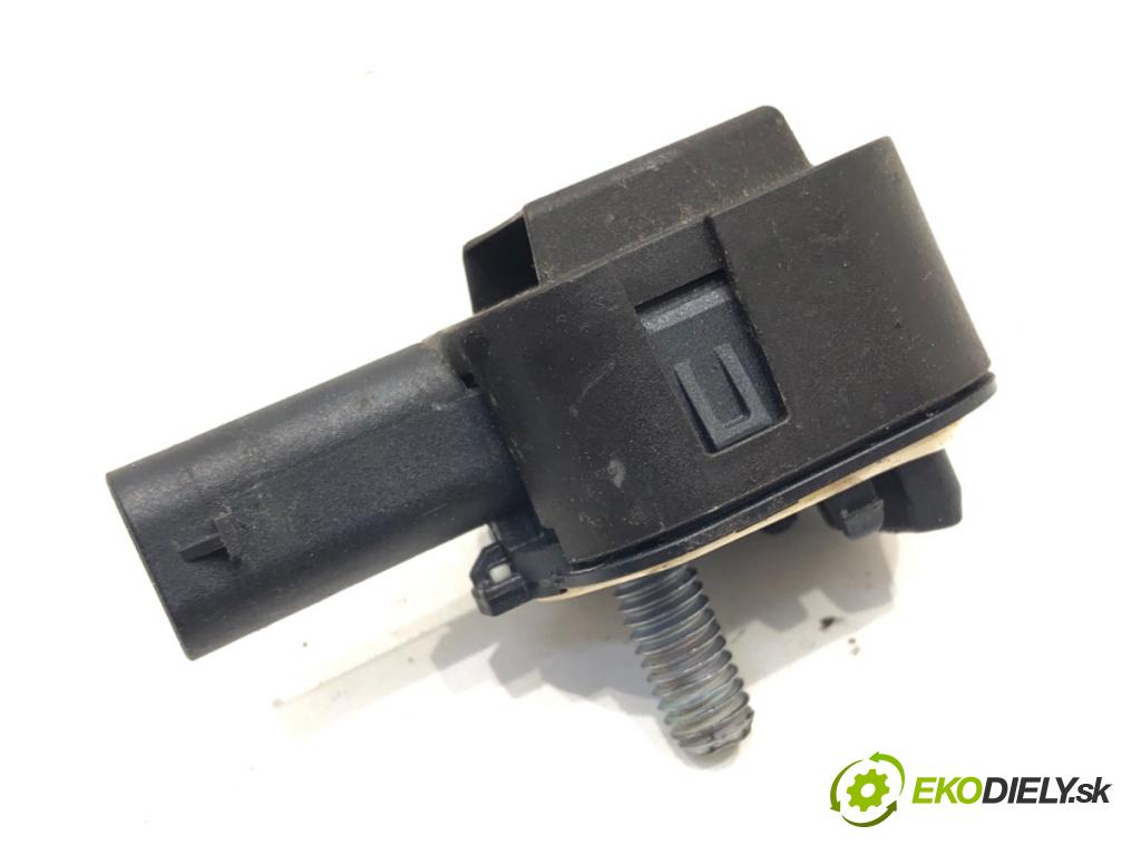 BMW 5 Touring (F11) 2009 - 2017    535 d xDrive 230 kW [313 KM] olej napędowy 2011 -   Snímač nárazu 9224178 (Snímače nárazu)