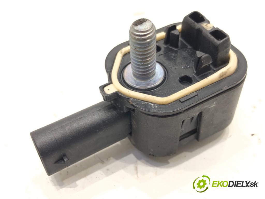 BMW 5 Touring (F11) 2009 - 2017    535 d xDrive 230 kW [313 KM] olej napędowy 2011 -   Snímač nárazu 9224178 (Snímače nárazu)