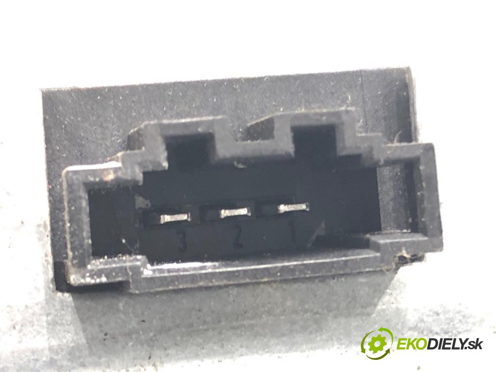 AUDI A6 C6 (4F2) 2004 - 2011    2.0 TDI 103 kW [140 KM] olej napędowy 2004 - 2008  blokáda volantu 4F0905852B (Ostatné)