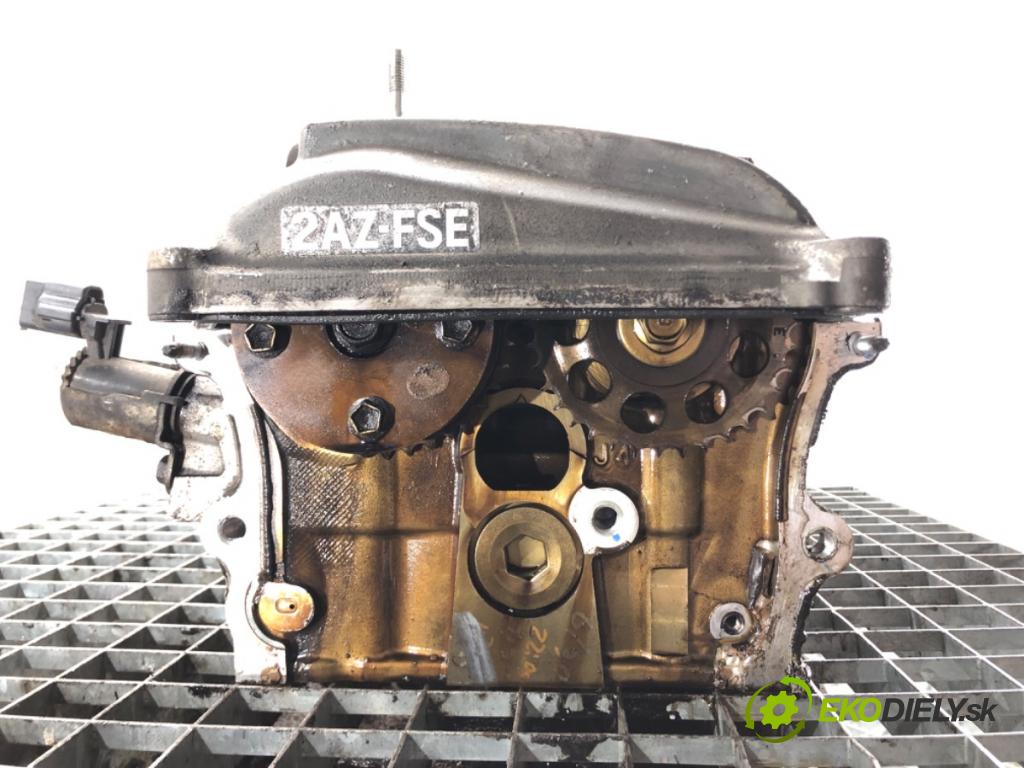 TOYOTA AVENSIS (_T25_) 2003 - 2008    2.4 (AZT251_) 120 kW [163 KM] benzyna 2003 - 2008  Hlava valcov 2AZ-FSE (Hlavy valcov)