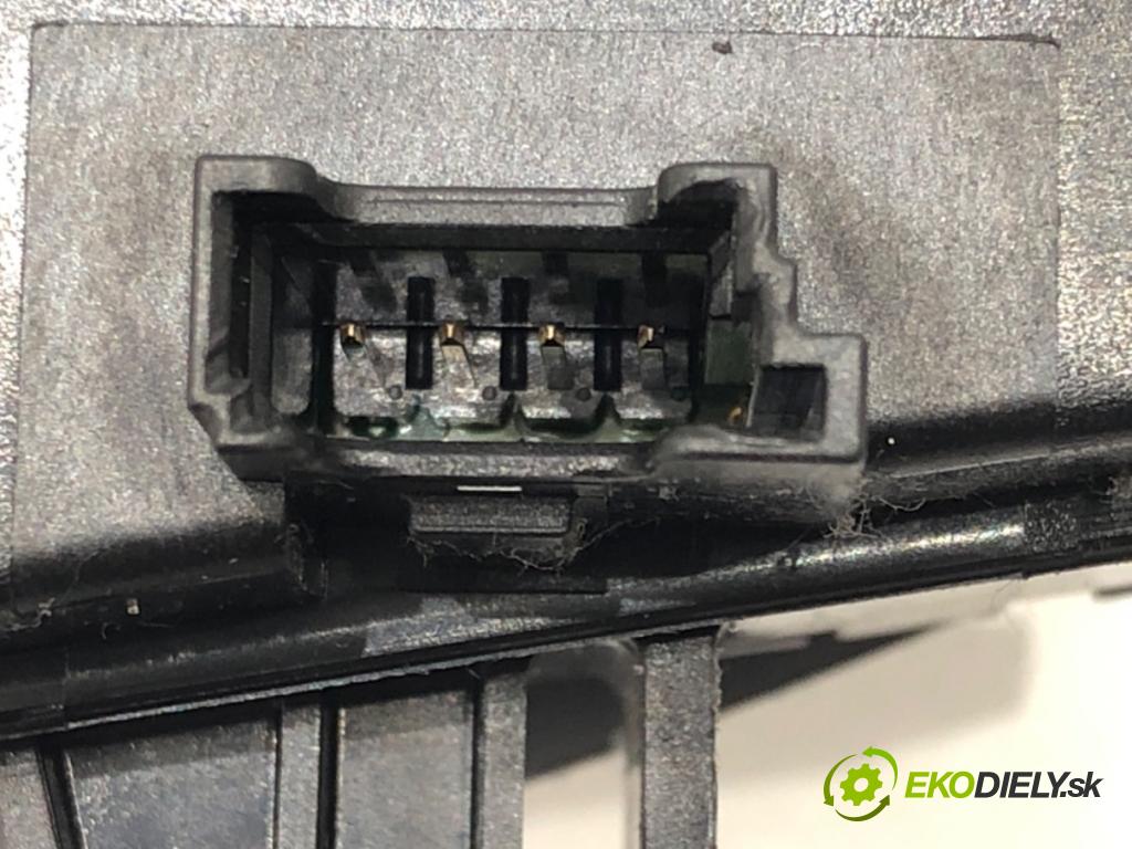 BMW 3 (F30, F80) 2011 - 2018    330 i xDrive 185 kW [252 KM] benzyna 2015 - 2018  Panel ovládania kúrenia 9363546 (Prepínače, spínače, tlačidlá a ovládače kúrenia)