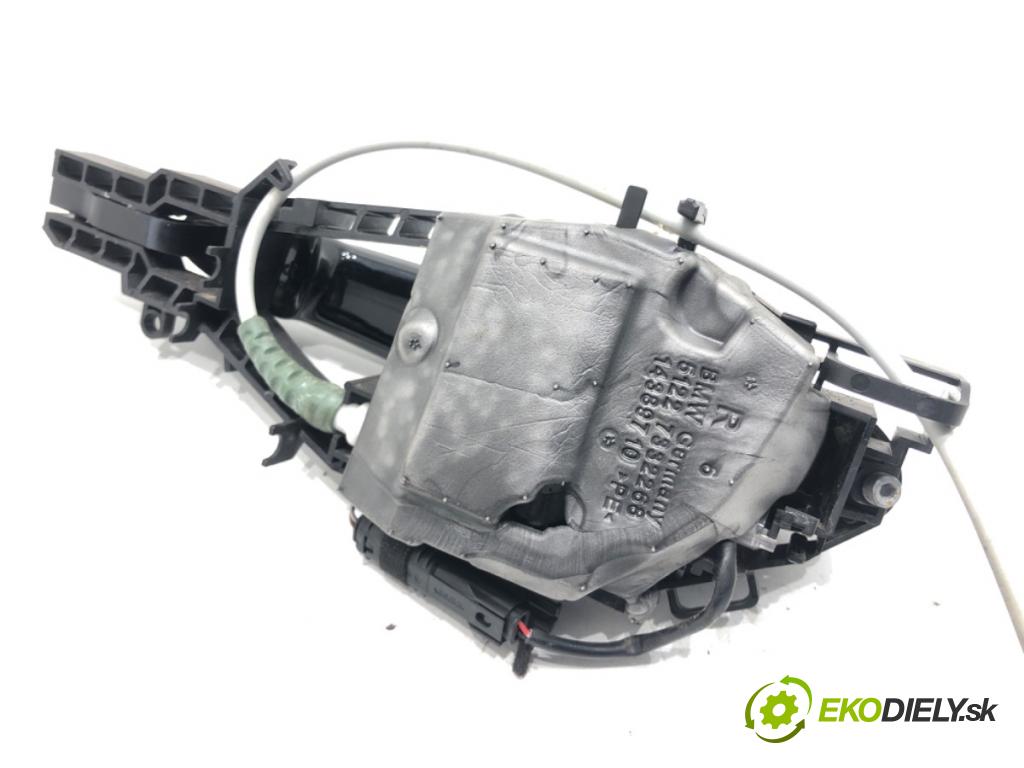 BMW 3 (F30, F80) 2011 - 2018    330 i xDrive 185 kW [252 KM] benzyna 2015 - 2018  Kľučka vonkajšia pravy zad 7332268