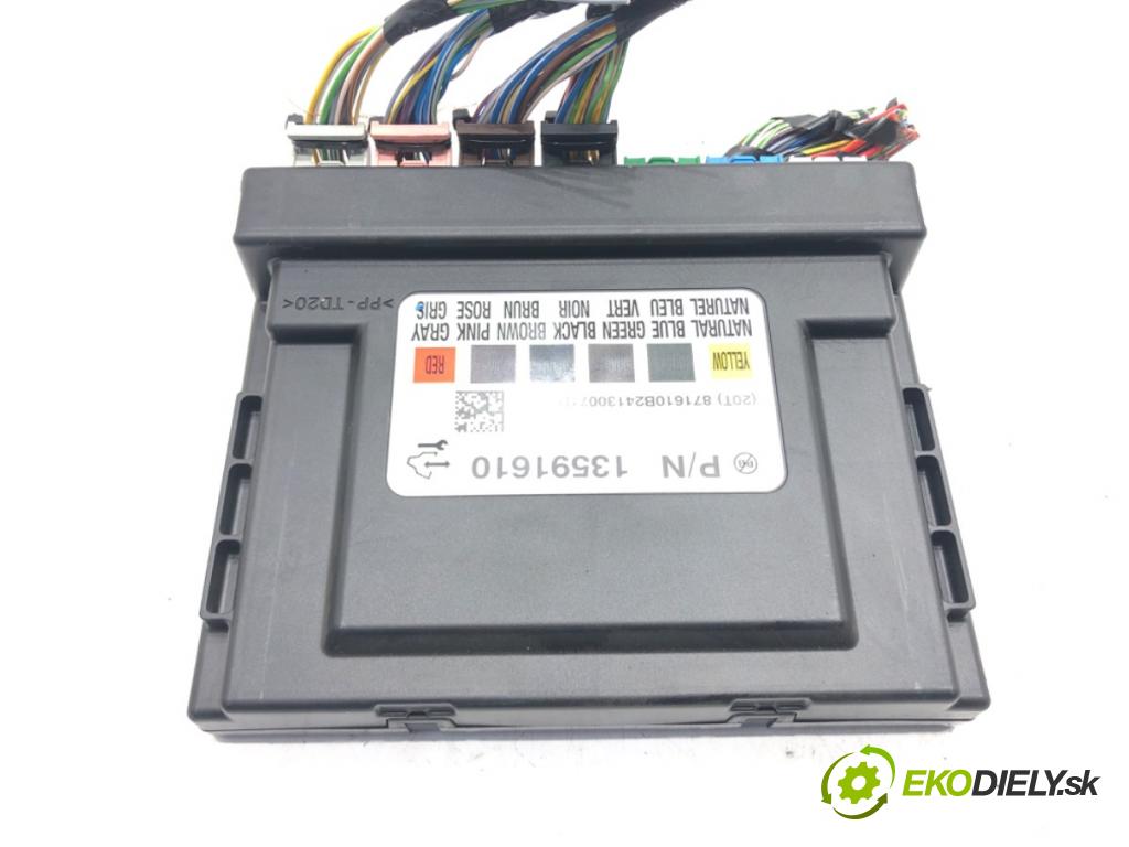 OPEL ASTRA J Sports Tourer (P10) 2010 - 2015    1.6 CDTi (35) 100 kW [136 KM] olej napędowy 2013 -  Modul komfortu 13591610 (Moduly komfortu)