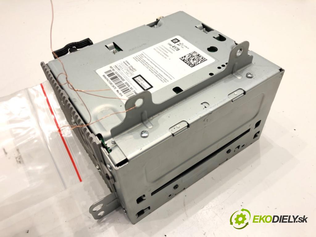 OPEL ASTRA J Sports Tourer (P10) 2010 - 2015    1.6 CDTi (35) 100 kW [136 KM] olej napędowy 2013 -  RADIO Navigácia 13454178 (Audio zariadenia)