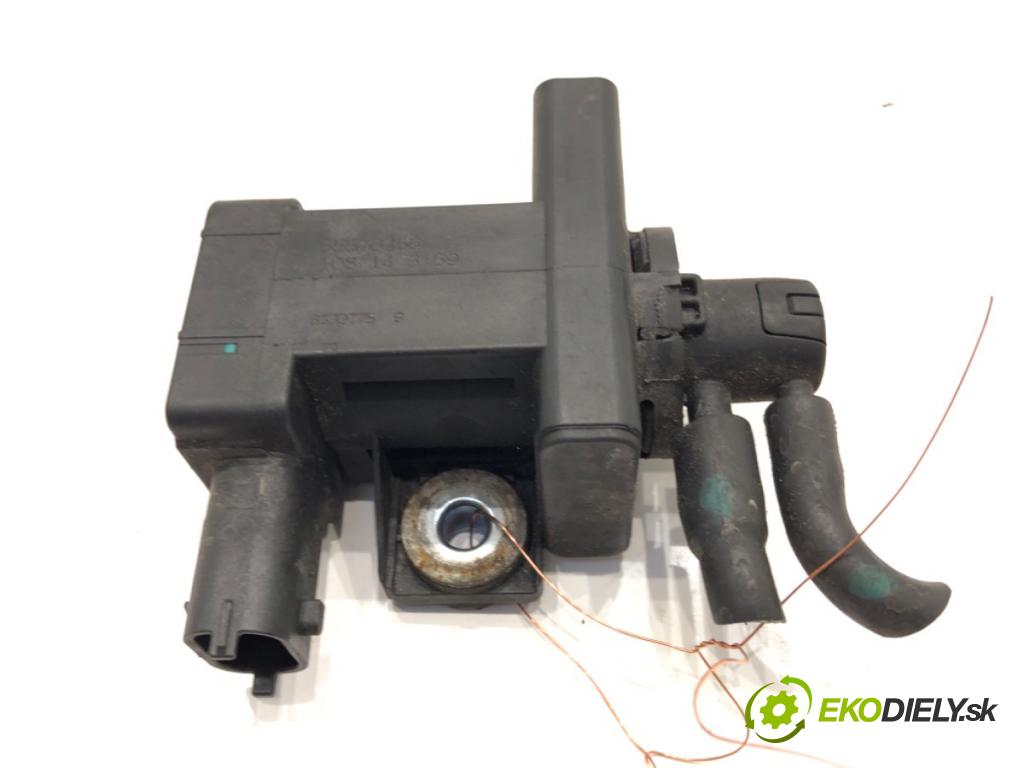 OPEL ASTRA J Sports Tourer (P10) 2010 - 2015    1.6 CDTi (35) 100 kW [136 KM] olej napędowy 2013 - 2015  Ventil tlaku 55576356 (Ventily)