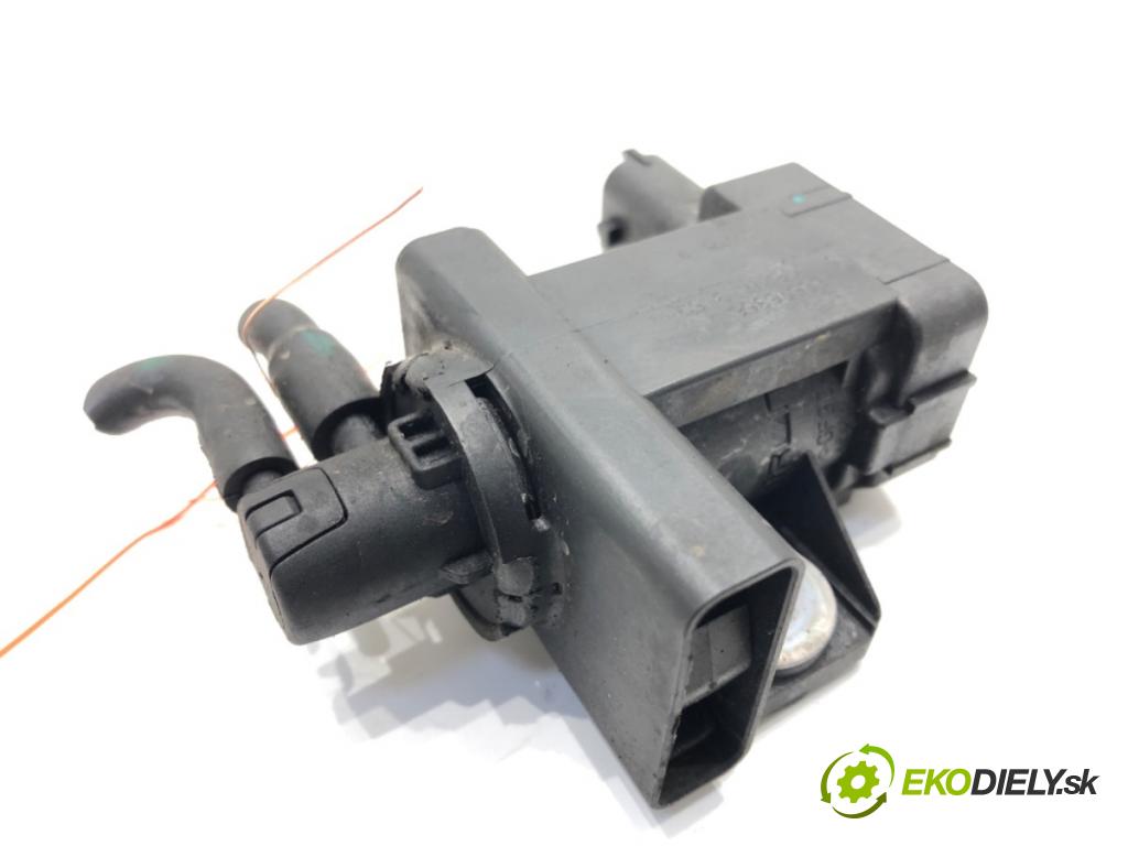 OPEL ASTRA J Sports Tourer (P10) 2010 - 2015    1.6 CDTi (35) 100 kW [136 KM] olej napędowy 2013 - 2015  Ventil tlaku 55576356 (Ventily)