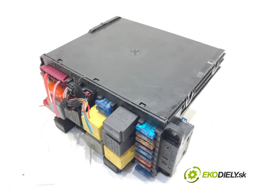 MERCEDES-BENZ KLASA C (W203) 2000 - 2007    C 180 (203.035) 95 kW [129 KM] benzyna 2000 - 2002  modul SAM 2035451001 (Ostatní)