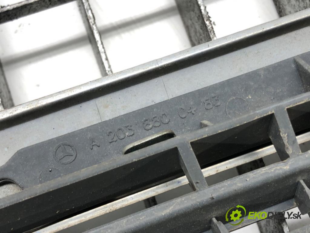 MERCEDES-BENZ KLASA C (W203) 2000 - 2007    C 180 (203.035) 95 kW [129 KM] benzyna 2000 - 2002  mřížka maska  (Mřížky (masky) chladičů)