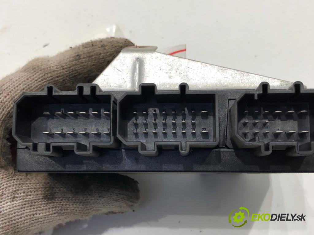 SEAT TOLEDO II (1M2) 1998 - 2006    1.6 74 kW [100 KM] benzyna 1998 - 2004  Modul komfortu 1J0959799S (Moduly komfortu)