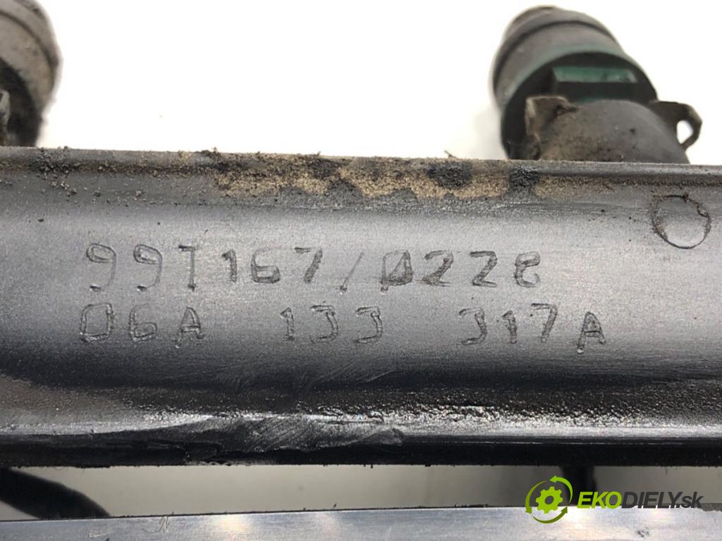 SEAT TOLEDO II (1M2) 1998 - 2006    1.6 74 kW [100 KM] benzyna 1998 - 2004  Lišta vstrekovacia 06A133317A (Vstrekovacie lišty)