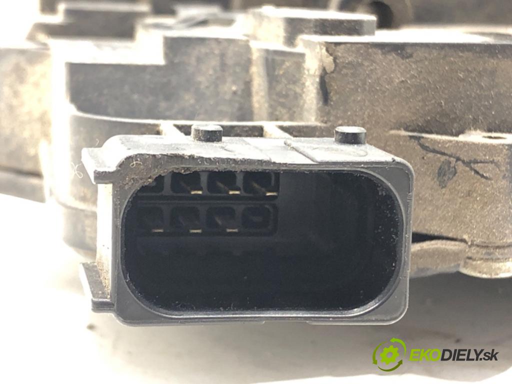 OPEL CORSA D (S07) 2006 - 2014    1.3 CDTI (L08, L68) 55 kW [75 KM] olej napędowy 20  zámok dveře levý zadní část 13258265