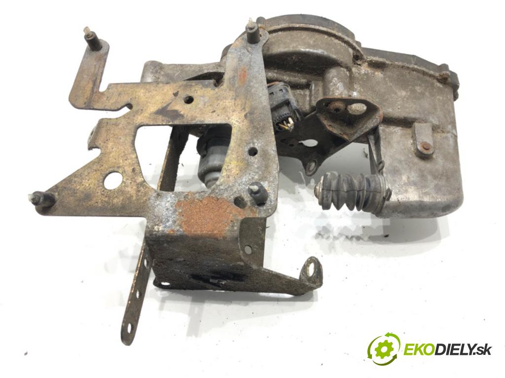 CITROEN C3 Pluriel (HB_) 2003 - 2022    1.6 80 kW [109 KM] benzyna 2003 - 2022  Spojkový valec pumpa spojky 9656382080 (Valce a ložiská)