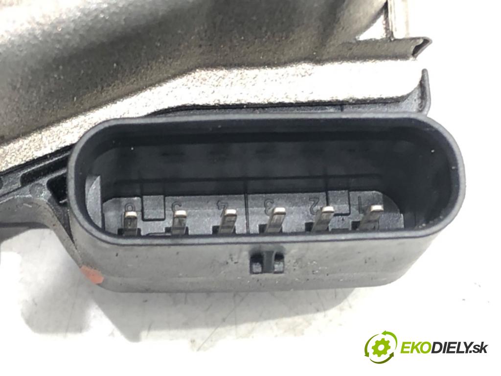 RENAULT KADJAR (HA_, HL_) 2015 - 2022    1.3 TCe 140 103 kW [140 KM] benzyna 2018 - 2022  škrtíci klapka 161203209R (Škrticí klapky)