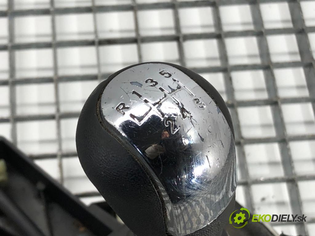 OPEL VECTRA C (Z02) 2002 - 2009    1.9 CDTI (F69) 88 kW [120 KM] olej napędowy 2004 - 2009  Kulisa 012992721 (Rýchlostné páky / kulisy)