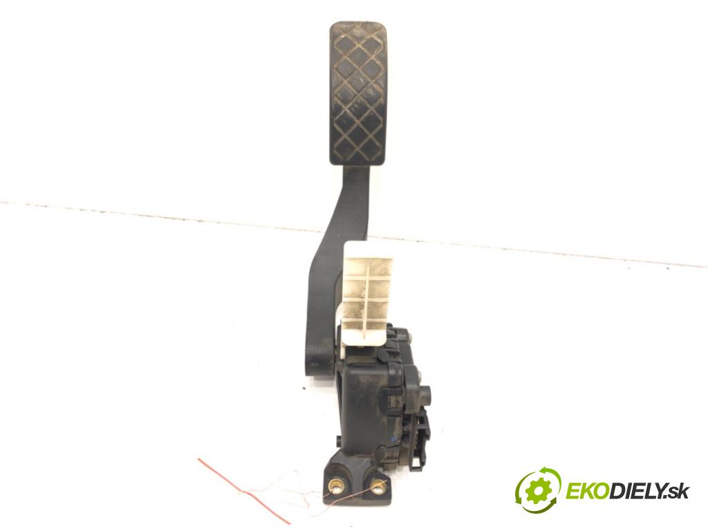 AUDI A3 (8L1) 1996 - 2006    1.6 75 kW [102 KM] benzyna 2000 - 2003  Potenciometer plynu 1J1721503J (Pedále)