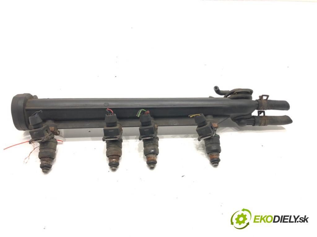 SKODA OCTAVIA I (1U2) 1996 - 2010    1.6 74 kW [101 KM] benzyna 1997 - 2007  Lišta vstrekovacia 037906031AA (Vstrekovacie lišty)