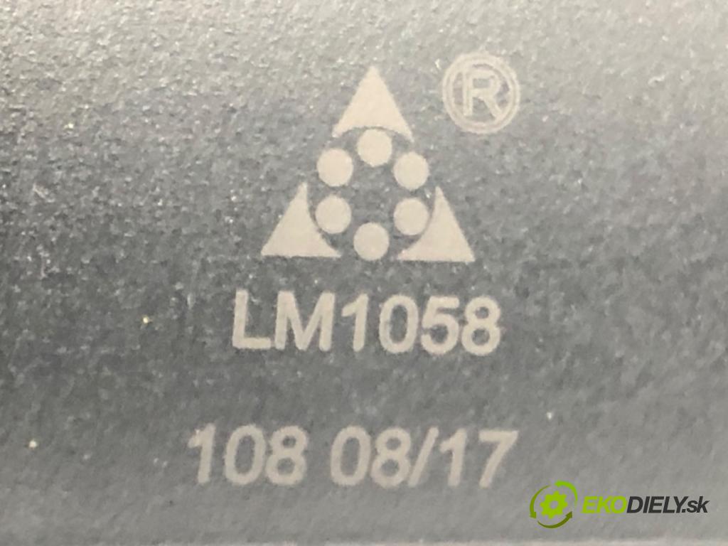 AUDI A4 B5 Avant (8D5) 1994 - 2002    1.8 T 110 kW [150 KM] benzyna 1996 - 2001  Váha vzduchu  (Váhy vzduchu)