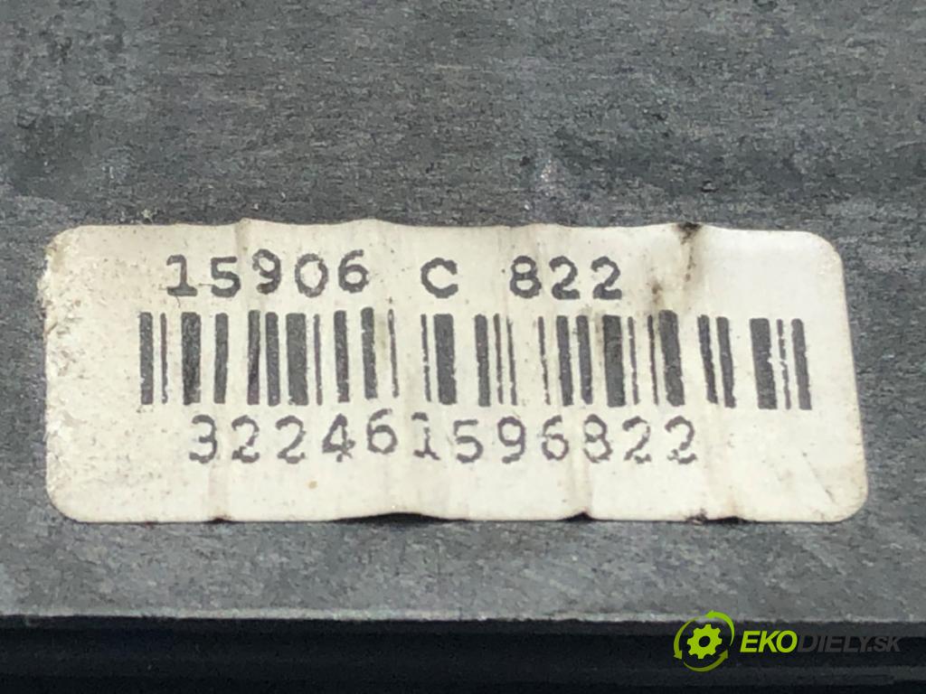 FIAT GRANDE PUNTO (199_) 2005 - 2022    1.3 D Multijet (199.AXD11, 199.AXD1A, 199.AXD1B,... 66 kW [90 KM] olej napędowy 2005 - 2010  Prepínač nastavenia spätných zrkadiel  (Prepínače, spínače, tlačidlá a ovládače kúrenia)