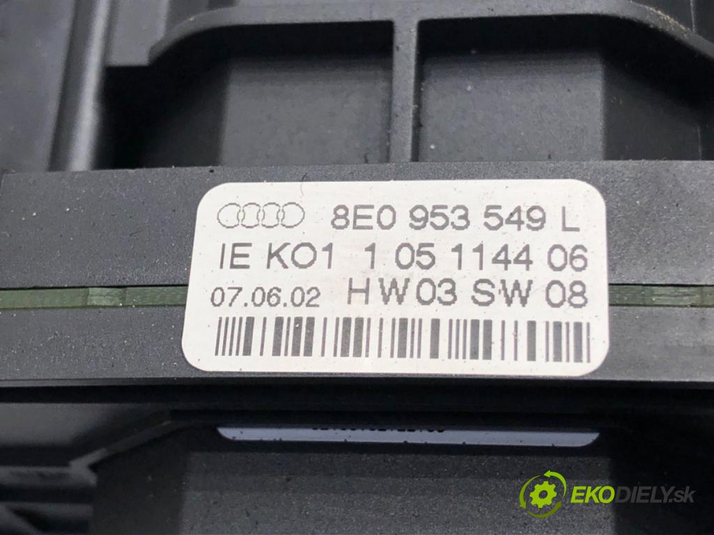 AUDI A4 B6 (8E2) 2000 - 2005    1.9 TDI 96 kW [130 KM] olej napędowy 2000 - 2004  Prepínač kombinovaný 8E0953549L (Prepínače, spínače, tlačidlá a ovládače kúrenia)