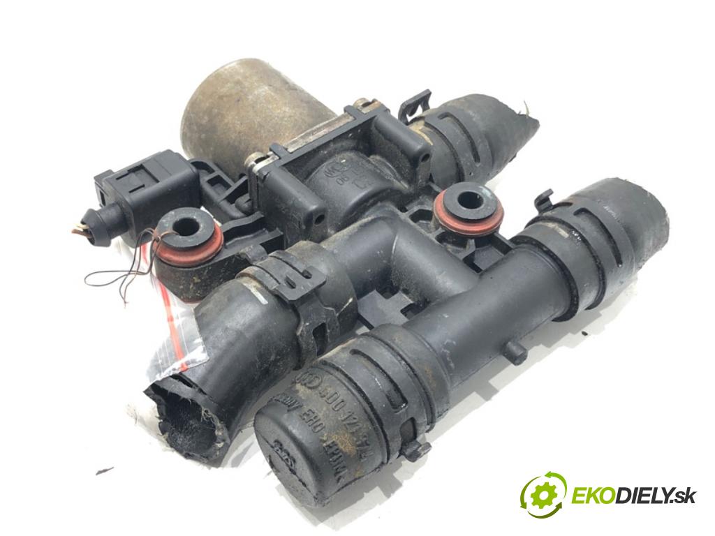 AUDI A4 B6 (8E2) 2000 - 2005    1.9 TDI 96 kW [130 KM] olej napędowy 2000 - 2004  DALŠÍ: pumpa vody 8E0820035B (Vodní pumpy)