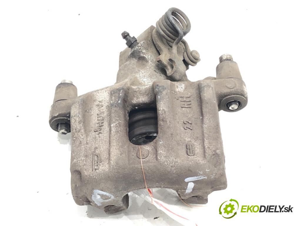 FORD C-MAX (DM2) 2007 - 2010    1.6 TDCi 80 kW [109 KM] olej napędowy 2007 - 2010  Brzdič strmeň pravy zad 