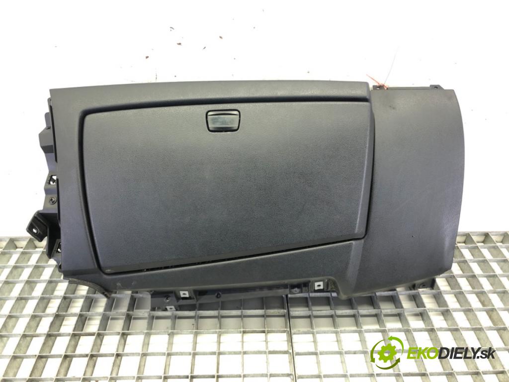 BMW 1 (E87) 2003 - 2013    118 d 90 kW [122 KM] olej napędowy 2004 - 2007  Priehradka, kastlík spolujazdca  (Priehradky, kastlíky)