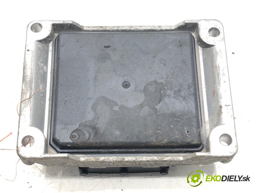 FIAT STILO (192_) 2001 - 2010    1.2 16V (192_XA1B) 59 kW [80 KM] benzyna 2002 - 20  riadiaca jednotka Motor 0261207086 (Riadiace jednotky)