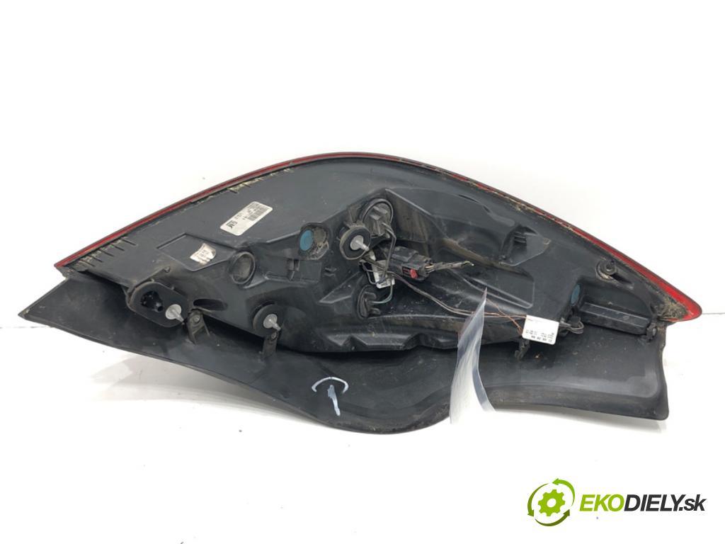 OPEL INSIGNIA A (G09) 2008 - 2017    2.0 CDTI (68) 88 kW [120 KM] olej napędowy 2012 -   Svetlo pravy zad 23422540