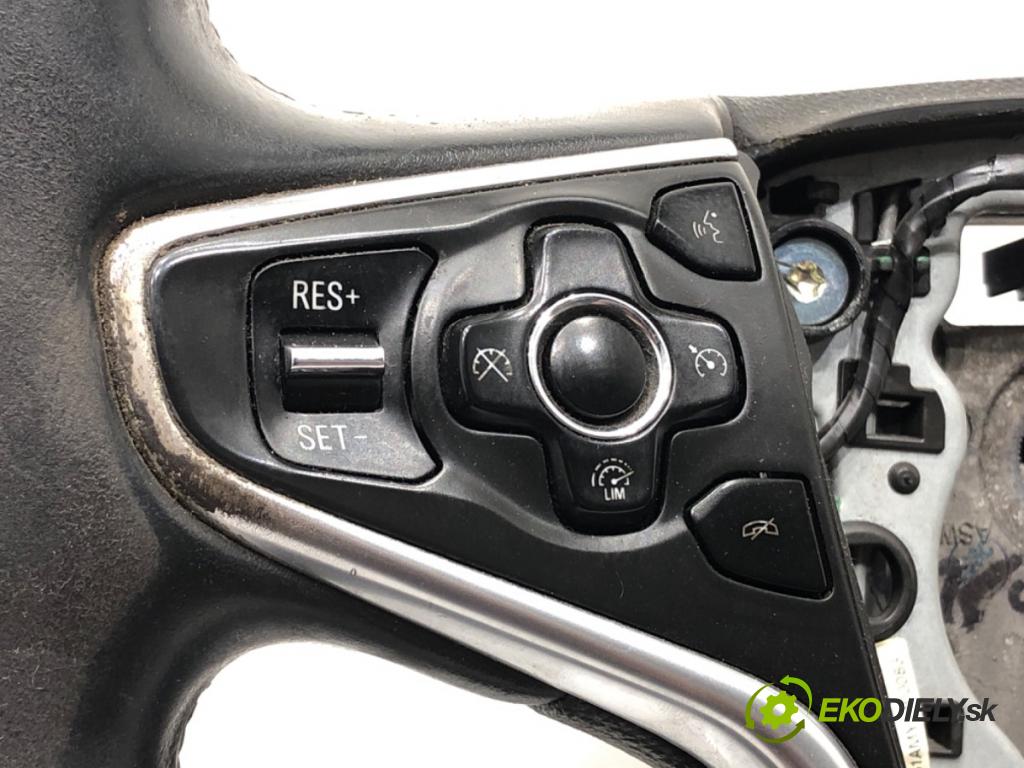 OPEL INSIGNIA A (G09) 2008 - 2017    2.0 CDTI (68) 88 kW [120 KM] olej napędowy 2012 - 2017  Volant  (Volanty)