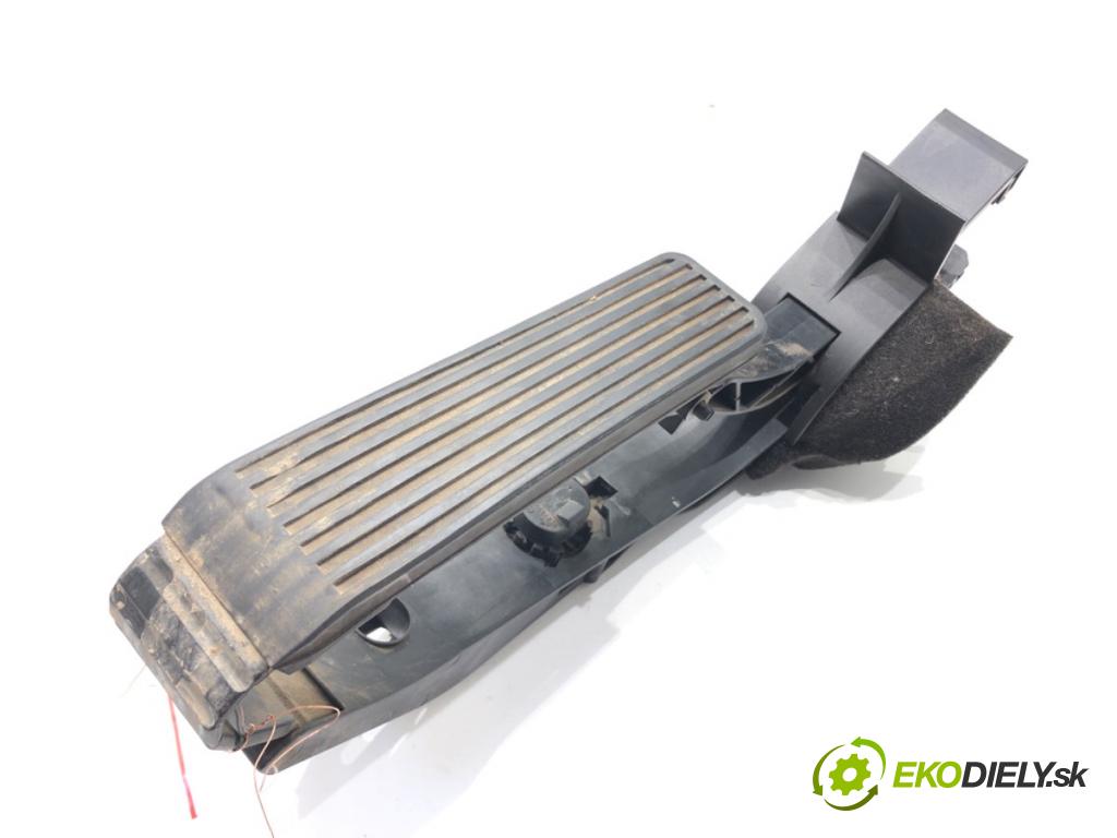 MERCEDES-BENZ KLASA C (W203) 2000 - 2007    C 180 (203.035) 95 kW [129 KM] benzyna 2000 - 2002  Potenciometer plynu 1293010382E (Pedále)