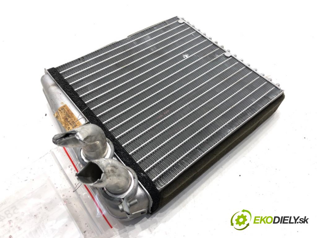 VW GOLF V (1K1) 2003 - 2010    1.9 TDI 77 kW [105 KM] olej napędowy 2003 - 2008  topné těleso radiátor topení 1K0819031 (Radiátory topení)