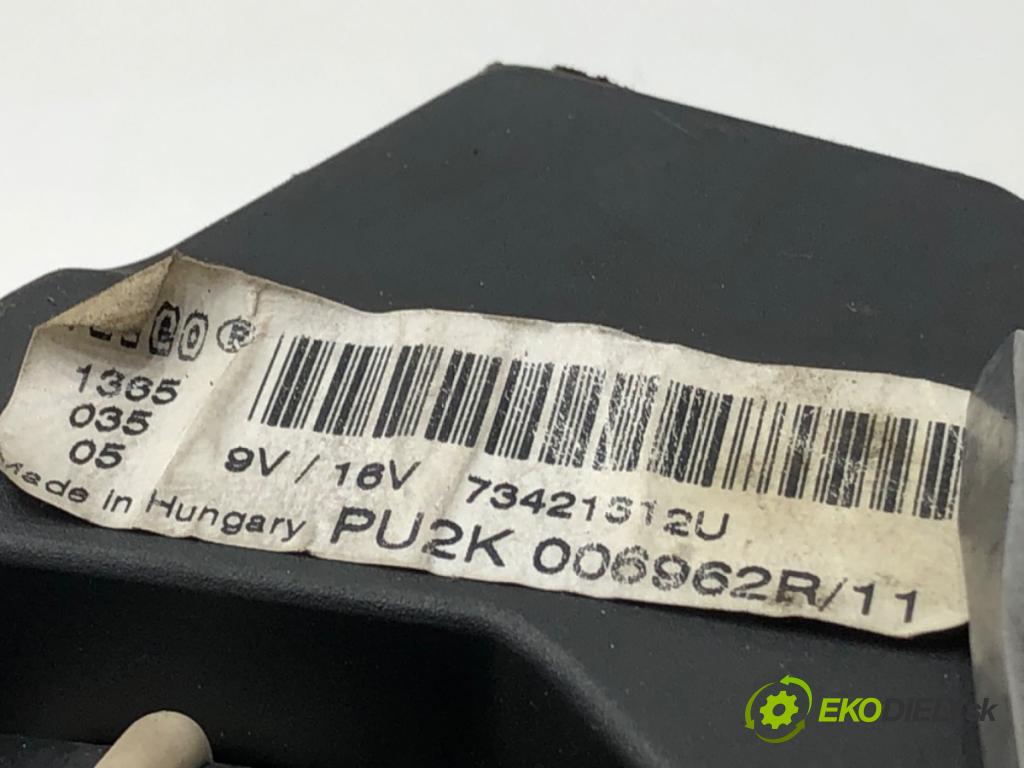 OPEL VECTRA C (Z02) 2002 - 2009    1.9 CDTI (F69) 88 kW [120 KM] olej napędowy 2004 -  ventilátor kúrenia 73421312U