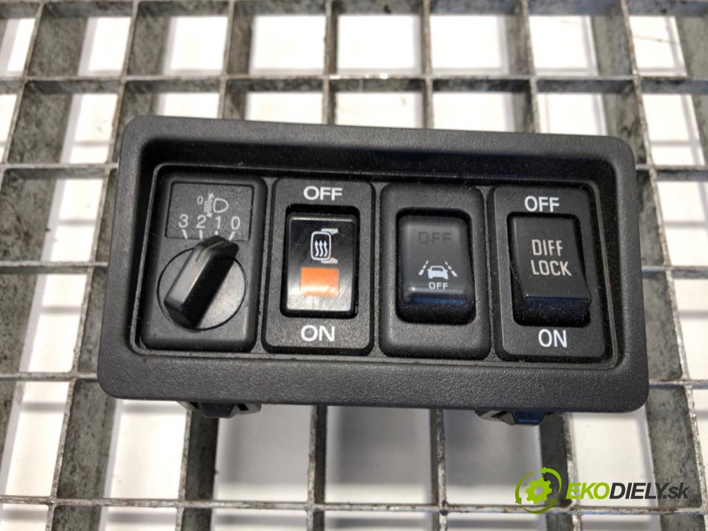 RENAULT TRUCKS D 2013 - 2022    D CAB 2M  Panel prepínačov  (Prepínače, spínače, tlačidlá a ovládače kúrenia)
