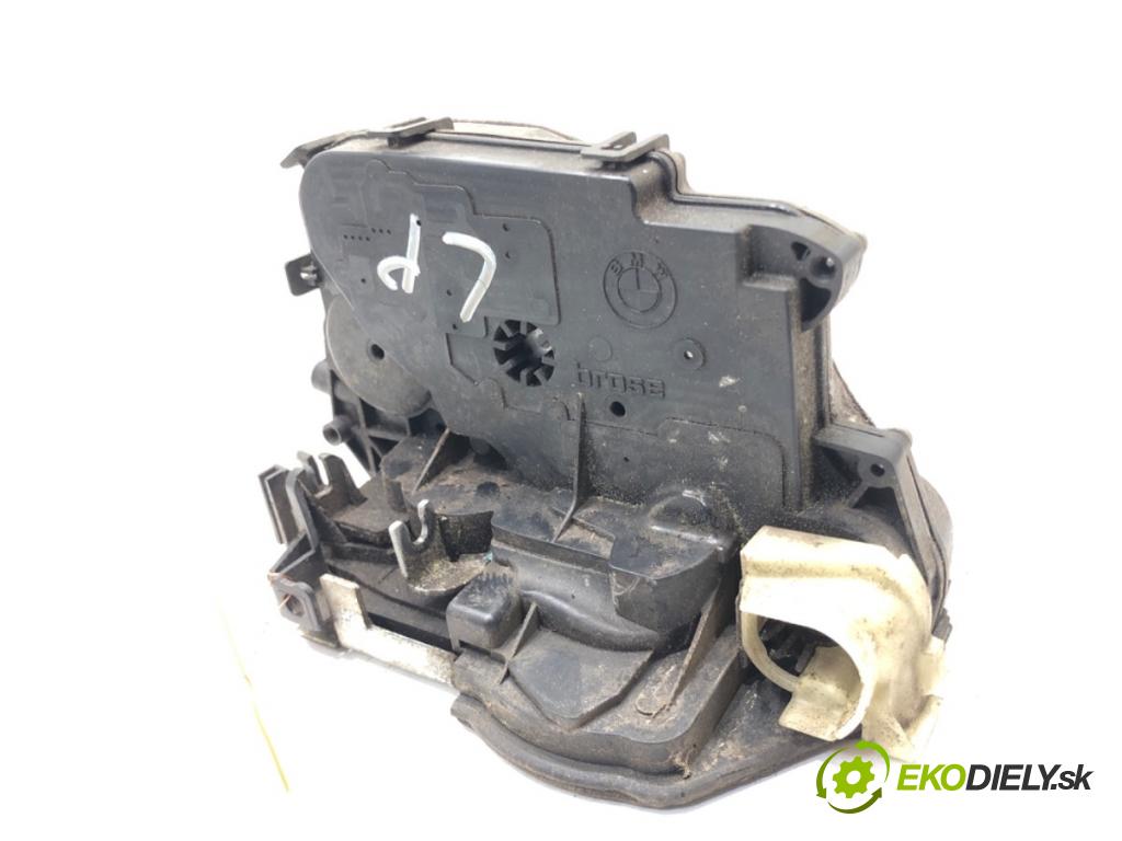 BMW 3 (E90) 2004 - 2012    318 d 90 kW [122 KM] olej napędowy 2005 - 2007  zámok dveře levý přední část 