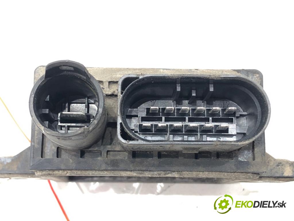 BMW 3 (E90) 2004 - 2012    318 d 90 kW [122 KM] olej napędowy 2005 - 2007  relé sviečok žhavenia 7801200 (Relé)