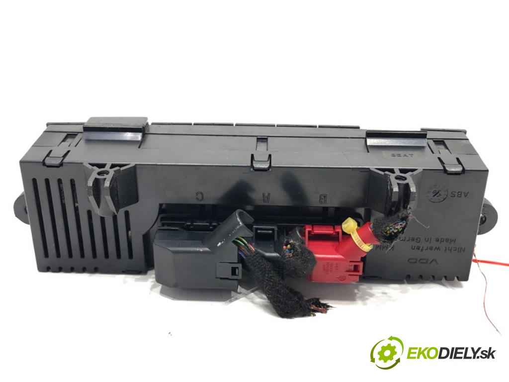 SEAT IBIZA III (6L1) 2002 - 2009    1.4 16V 63 kW [86 KM] benzyna 2006 - 2009  Panel ovládania kúrenia 6L0820043E (Prepínače, spínače, tlačidlá a ovládače kúrenia)