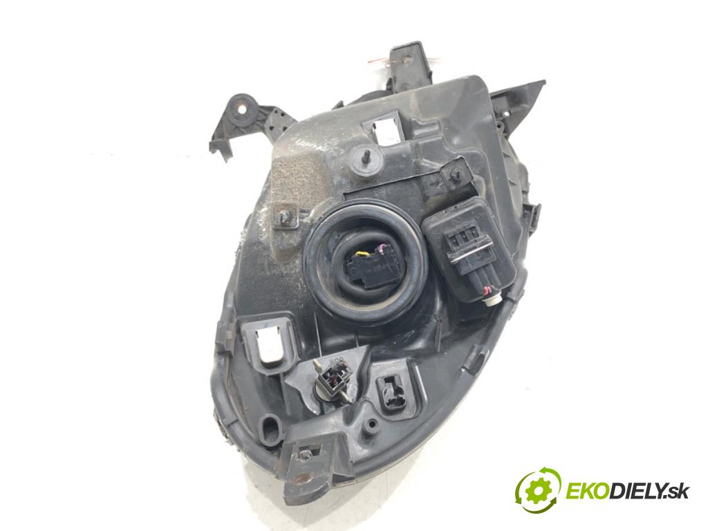 NISSAN MICRA III (K12) 2002 - 2010    1.2 16V 48 kW [65 KM] benzyna 2003 - 2010  Svetlomet pravy predný 26010BC50A