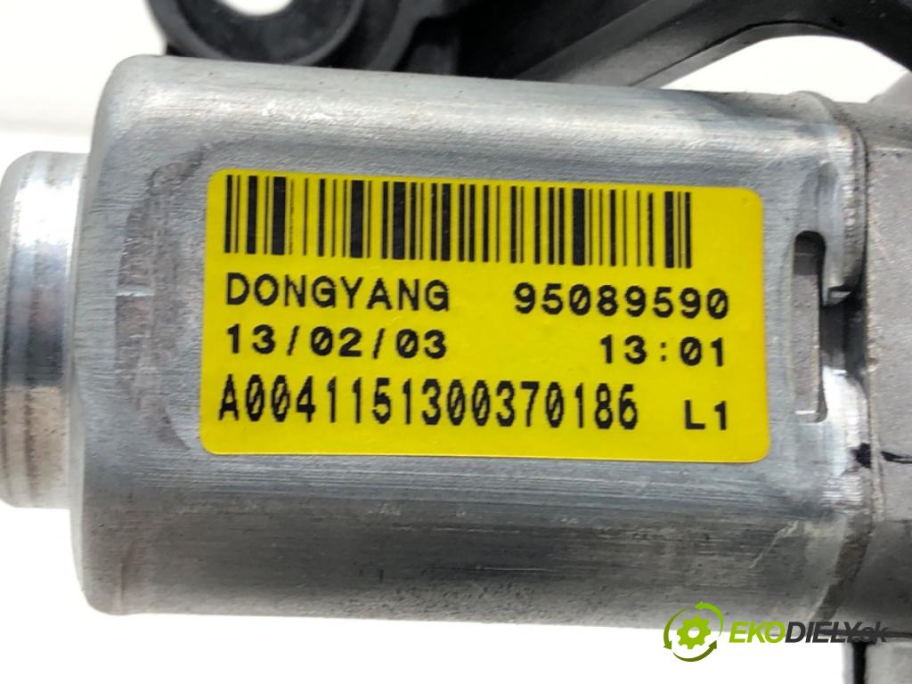 CHEVROLET ORLANDO (J309) 2010 - 2022    1.8 LPG 104 kW [141 KM] Benzyna / gaz samochodowy   Motor stieračov zad 95089590