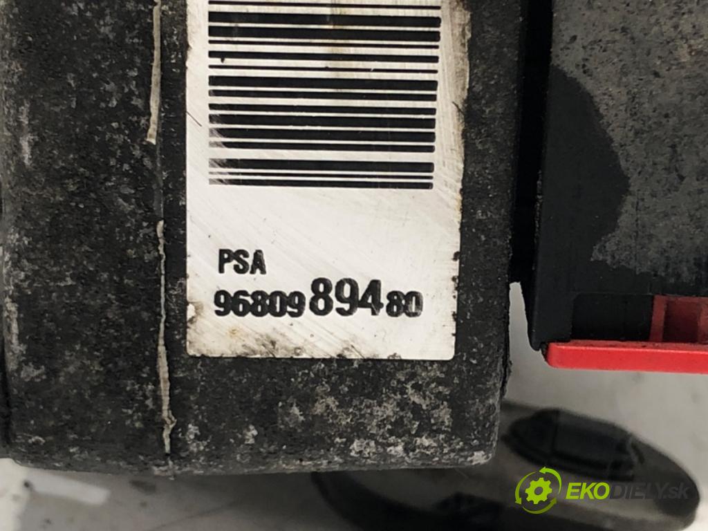 CITROEN C4 I (LC_) 2004 - 2014    1.6 16V 80 kW [109 KM] benzyna 2004 - 2011  Pumpa servočerpadlo A5097515+D (Servočerpadlá, pumpy riadenia)