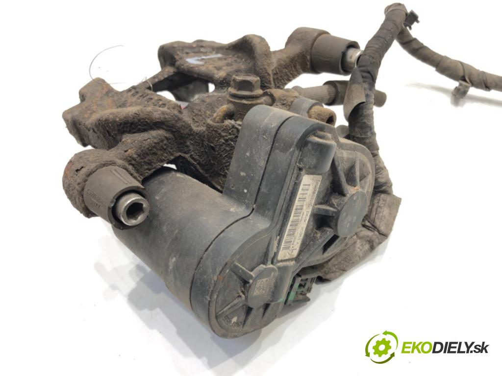 FORD MONDEO V Turnier (CF) 2014 - 2022    2.0 TDCi 132 kW [180 KM] olej napędowy 2014 - 2022  Brzdič strmeň ľavy zad