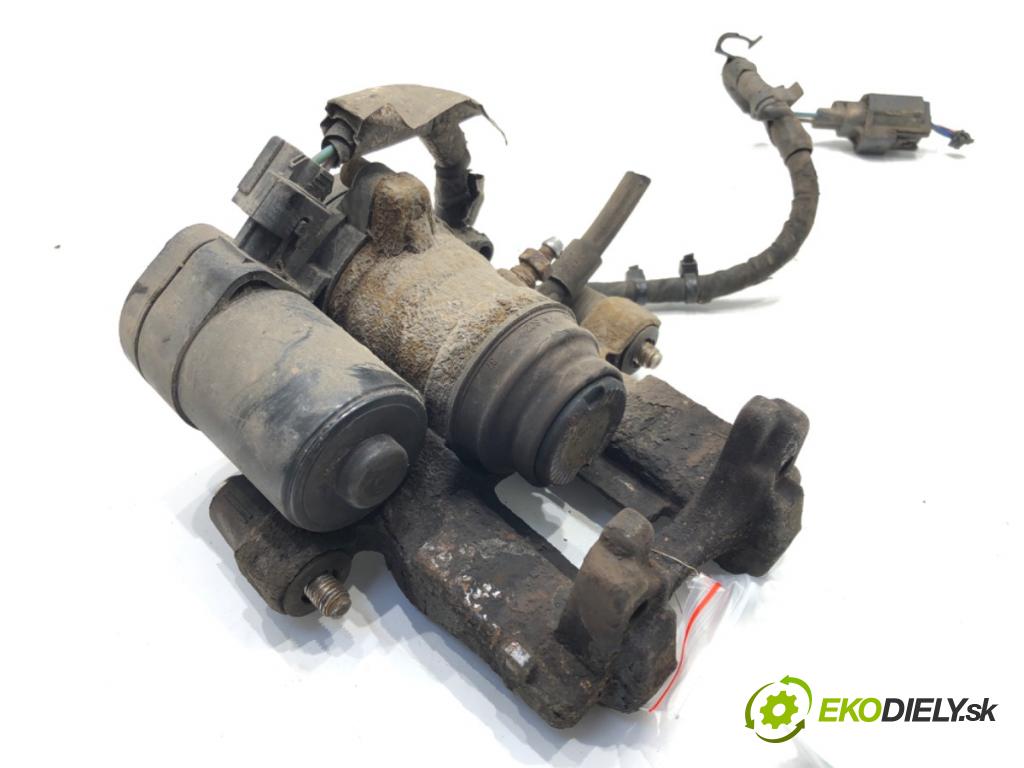 FORD MONDEO V Turnier (CF) 2014 - 2022    2.0 TDCi 132 kW [180 KM] olej napędowy 2014 - 2022  Brzdič strmeň ľavy zad