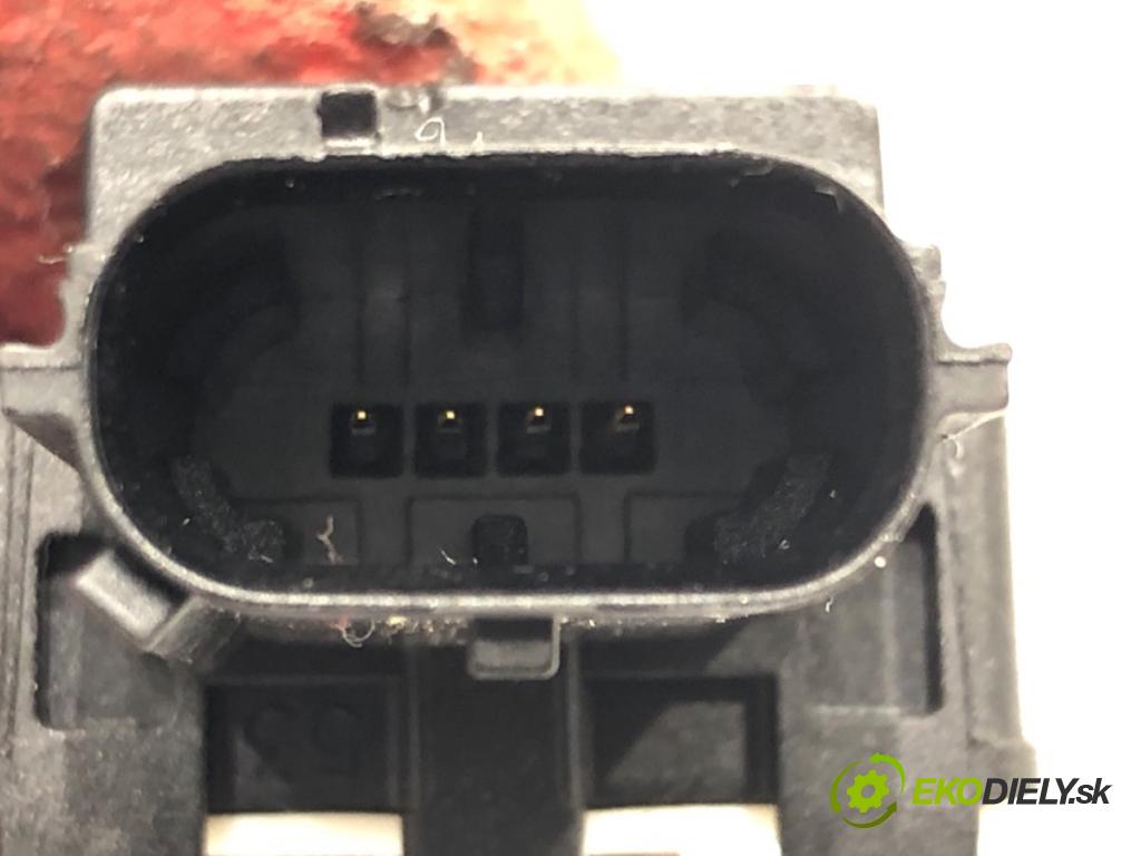 TOYOTA AURIS Kombi (_E18_) 2013 - 2018    1.6 D4-D (WWE185_) 82 kW [112 KM] olej napędowy 20  Snímač nárazu 89831-02130 (Snímače nárazu)