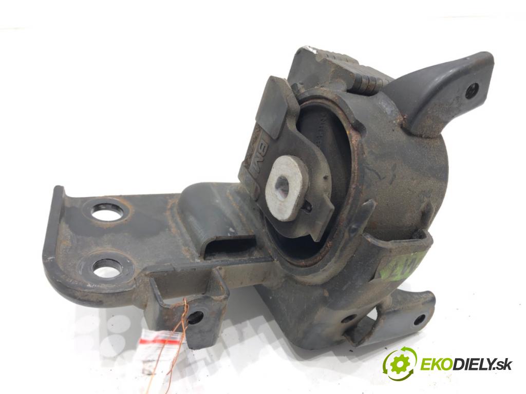 TOYOTA AURIS Kombi (_E18_) 2013 - 2018    1.6 D4-D (WWE185_) 82 kW [112 KM] olej napędowy 20  AirBag Motor  (Držiaky motora)