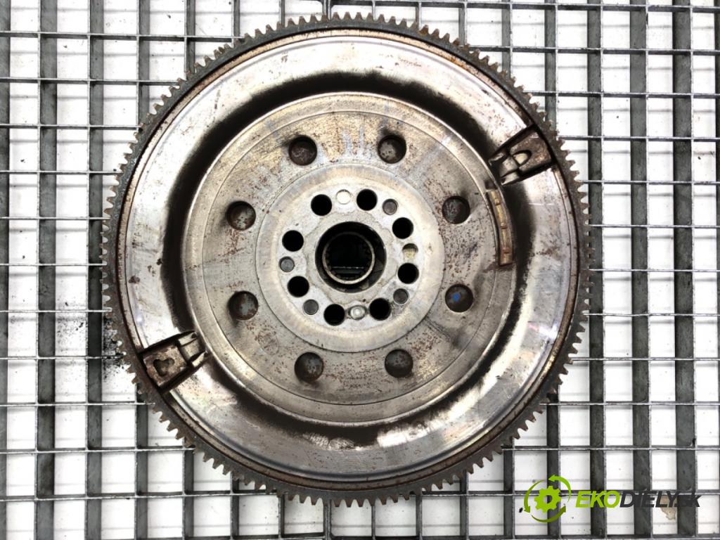 TOYOTA AURIS Kombi (_E18_) 2013 - 2018    1.6 D4-D (WWE185_) 82 kW [112 KM] olej napędowy 20  Spojková sada (bez ložiska) komplet 13450-0X020 (Kompletné sady (bez ložiska))